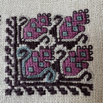 4 boboci – SET de broderie pentru ie